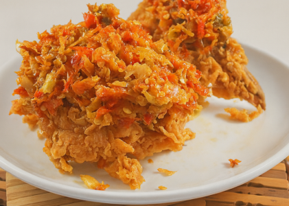 3 Resep Ayam Geprek Crispy Paling Favorit dan Mudah
