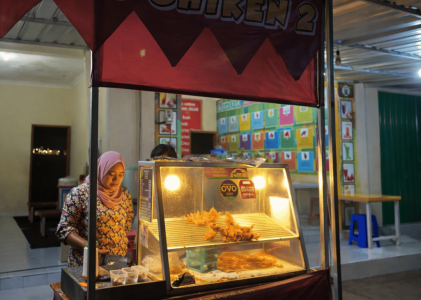 Strategi Buka Warung Ayam Geprek di Rumah agar Cepat Laku